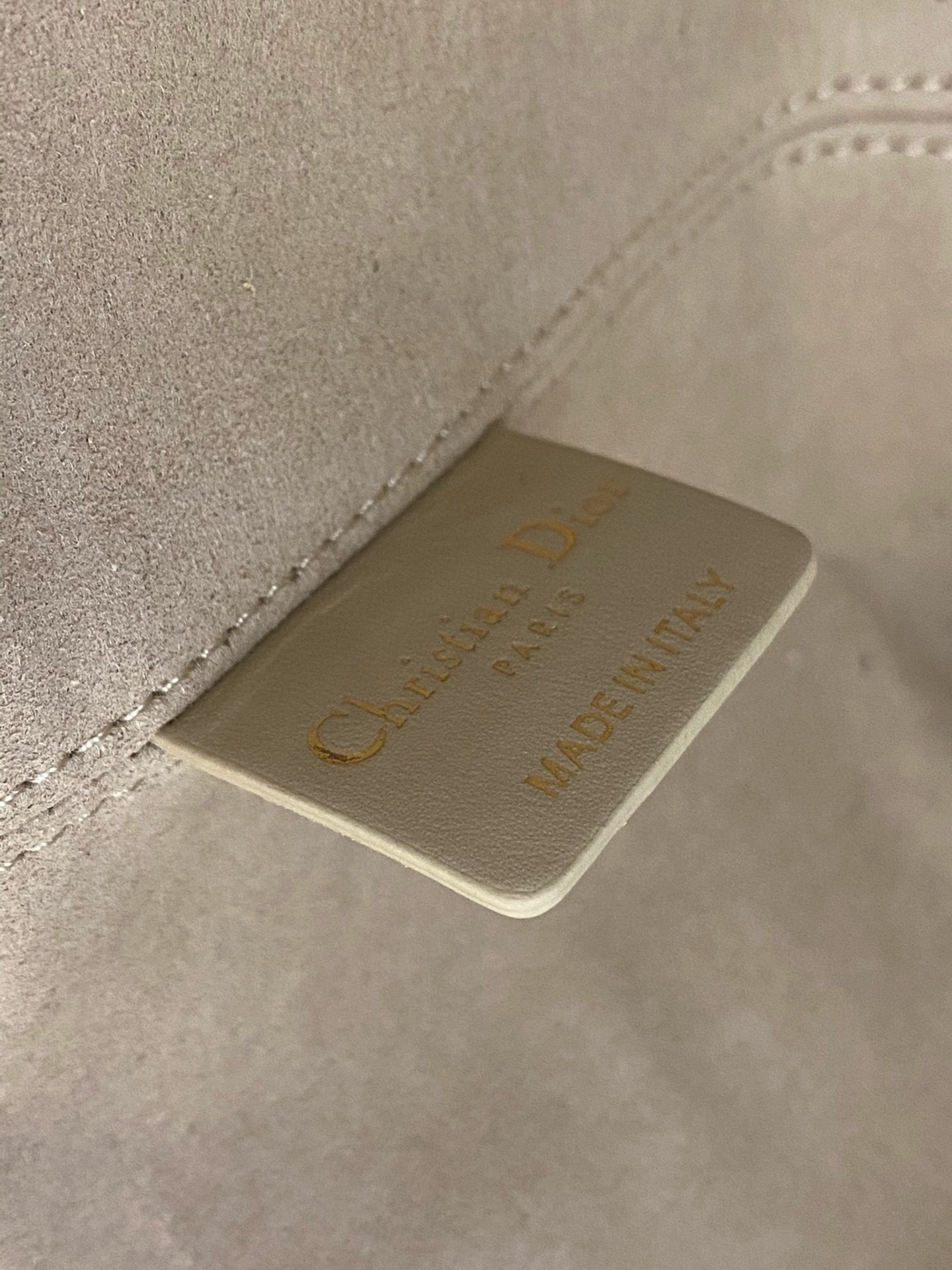 D*or toujours medium bag in beige macrocannage calfskin