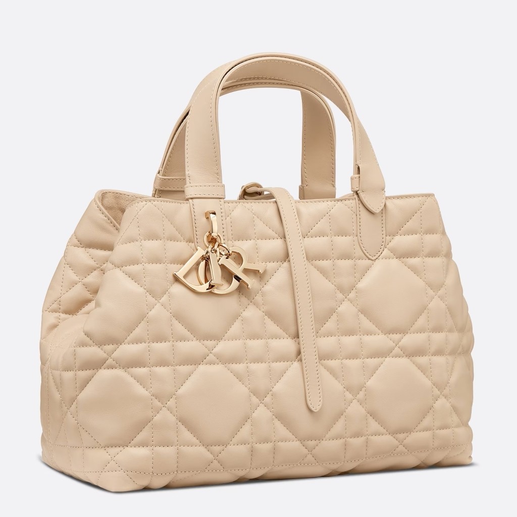 D*or toujours medium bag in beige macrocannage calfskin