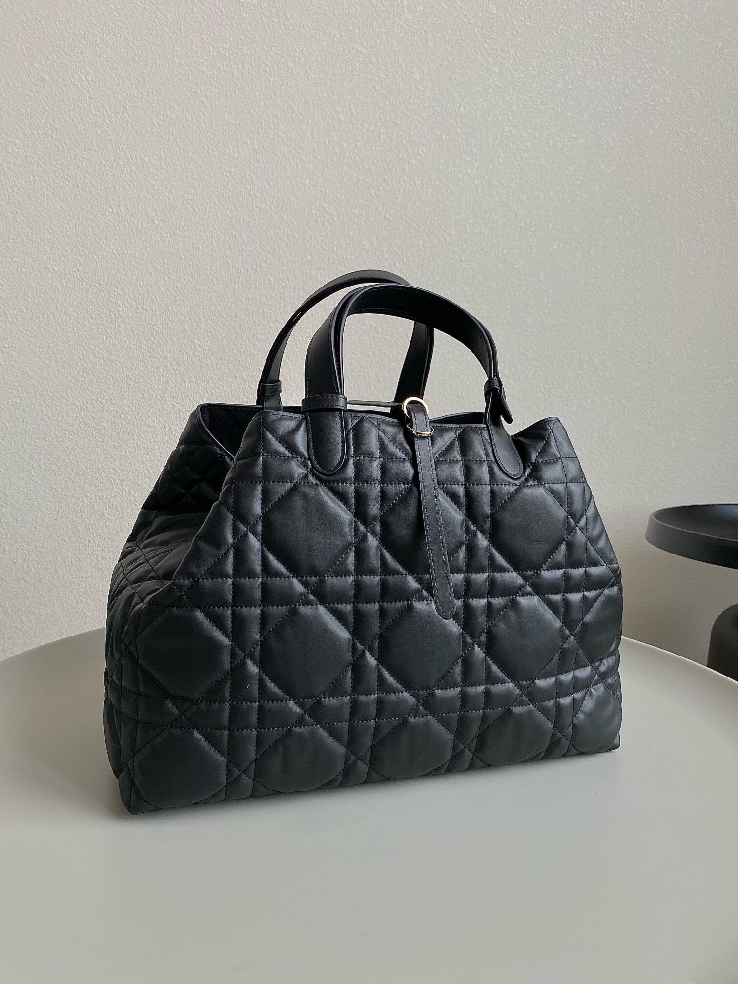 D*or toujours large bag in black macrocannage calfskin