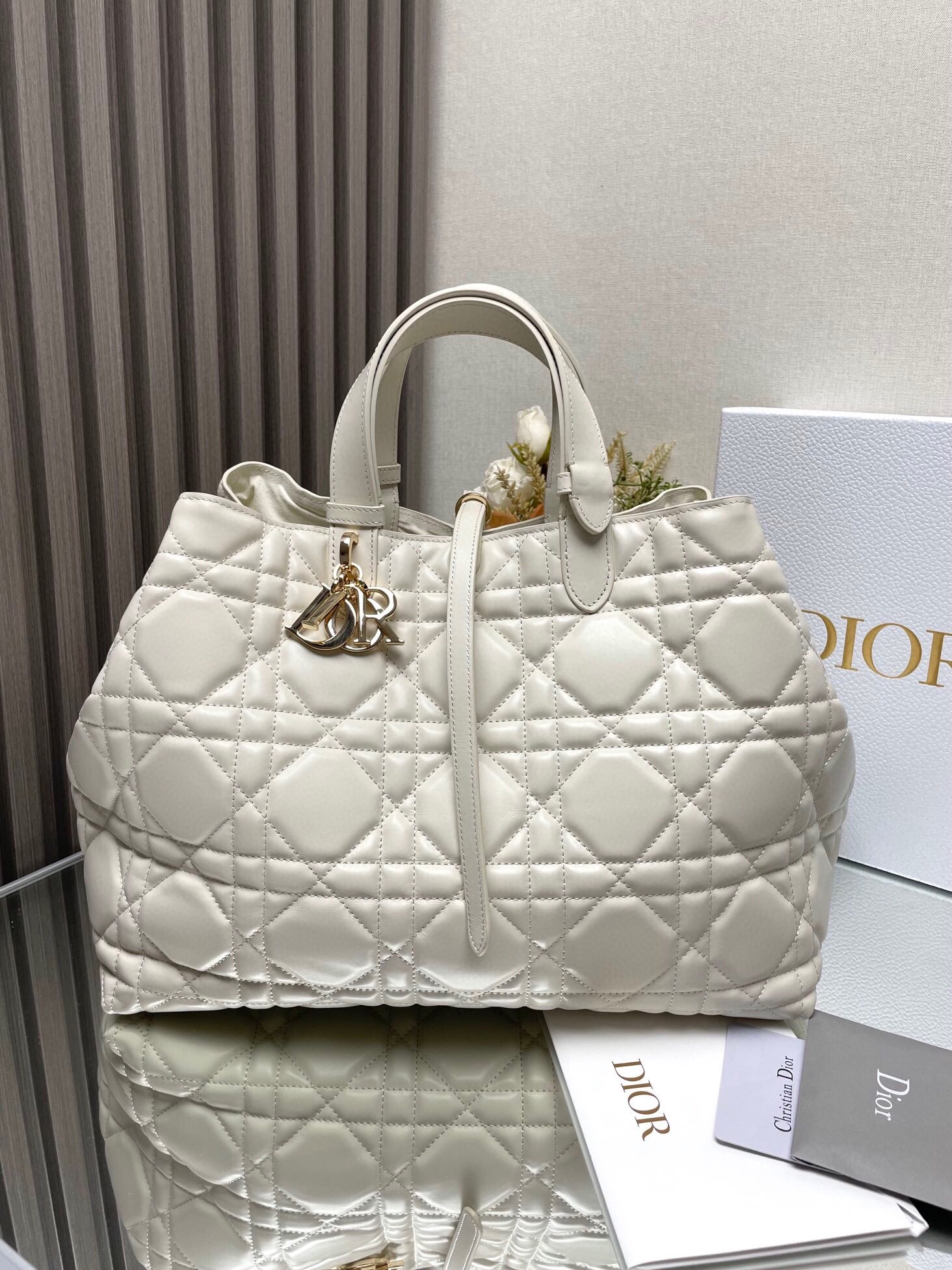 D*or toujours large bag in white macrocannage calfskin