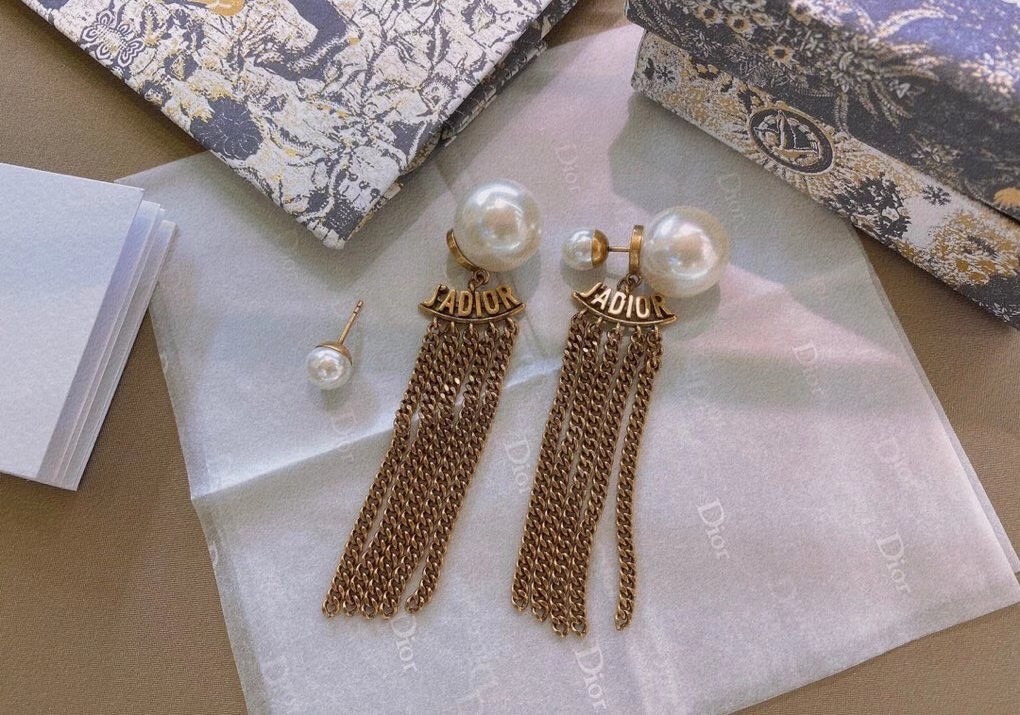 D*or tribales chain earrings in antique gold-finish metal