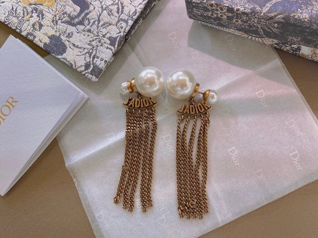 D*or tribales chain earrings in antique gold-finish metal