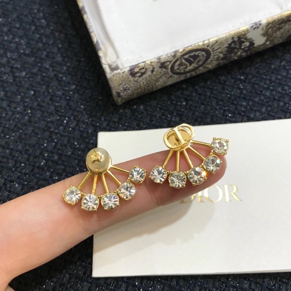 D*or petit cd earrings in gold metal crystals and pearl