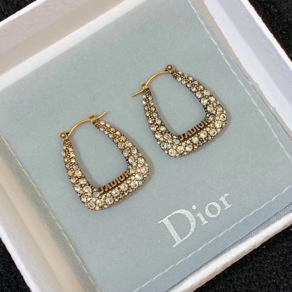 D*or j