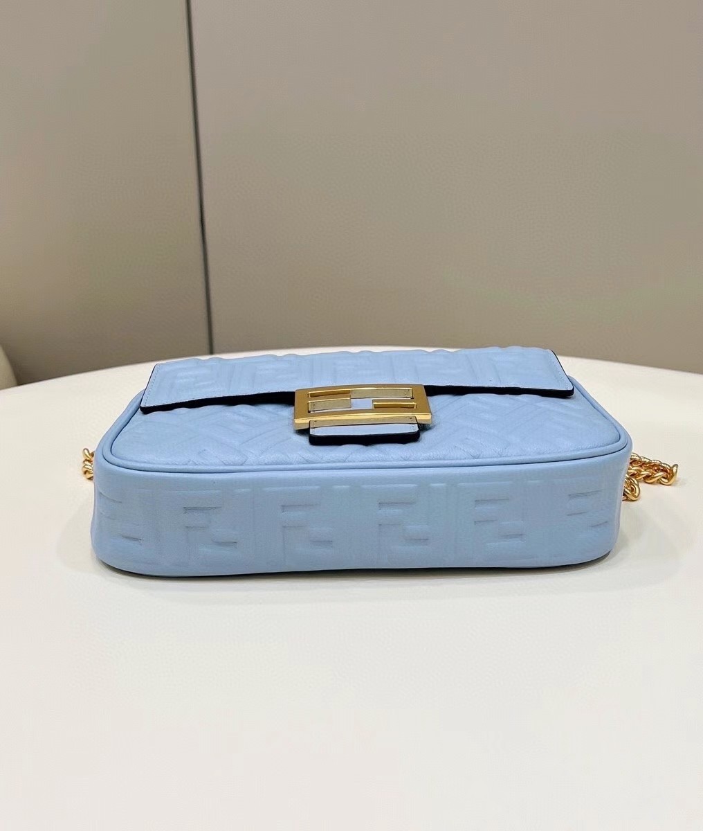 F**di baguette chain midi bag in blue nappa leather
