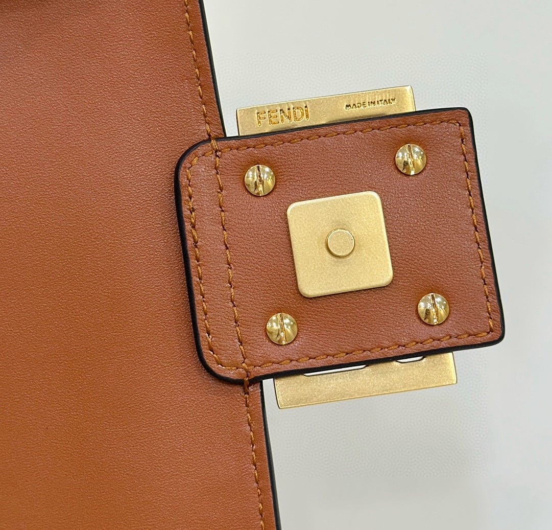 F**di medium baguette bag in brown ff nappa leather