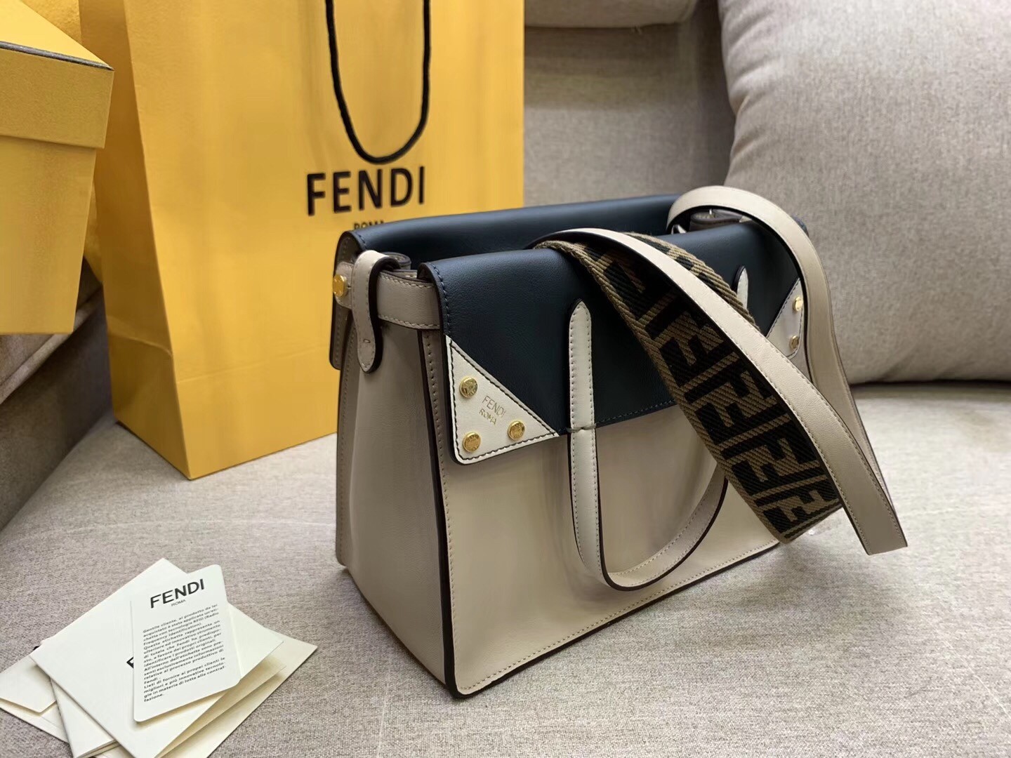 F**di regular flip tote bag in beige calfskin