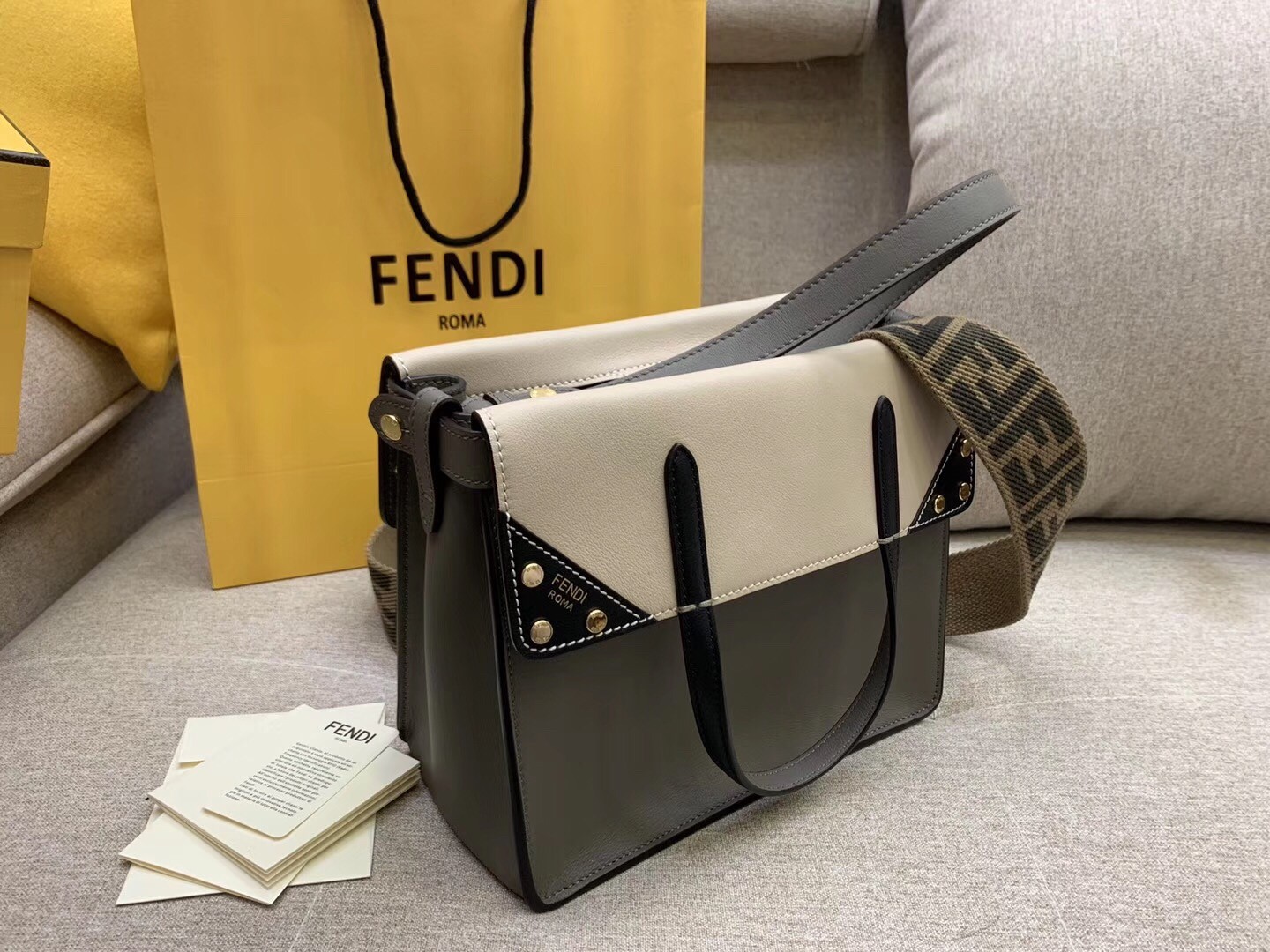 F**di regular flip tote bag in grey calfskin