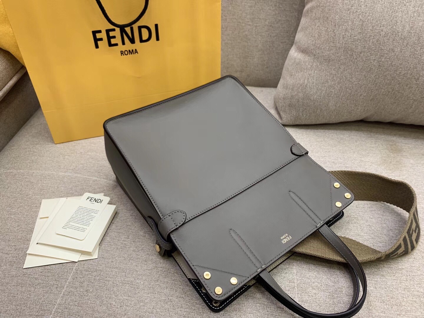 F**di regular flip tote bag in grey calfskin
