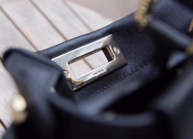 F**di peekaboo medium bag in black calfskin