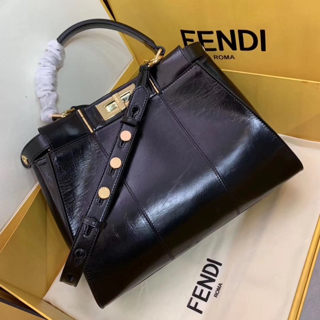 F**di peekaboo medium bag in black lambskin
