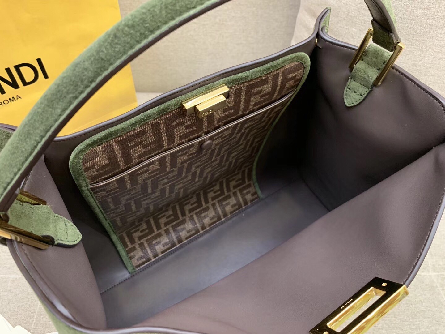 F**di green peekaboo x lite large suede bag
