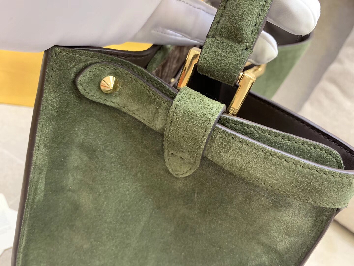 F**di green peekaboo x lite large suede bag