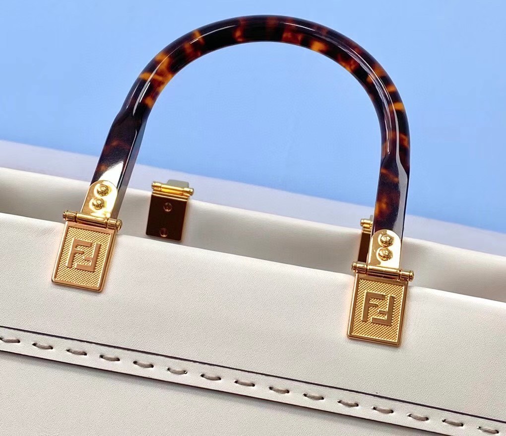 F**di sunshine medium shopper bag in white calfskin