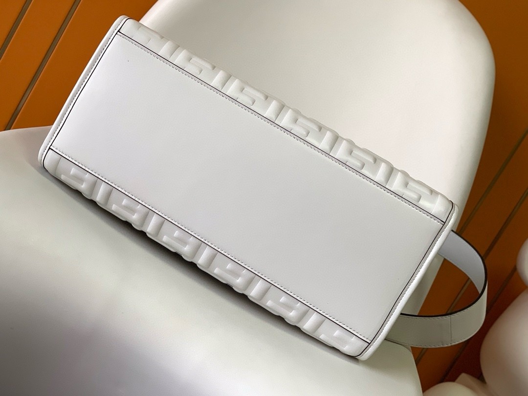 F**di sunshine medium tote bag in white ff calfskin