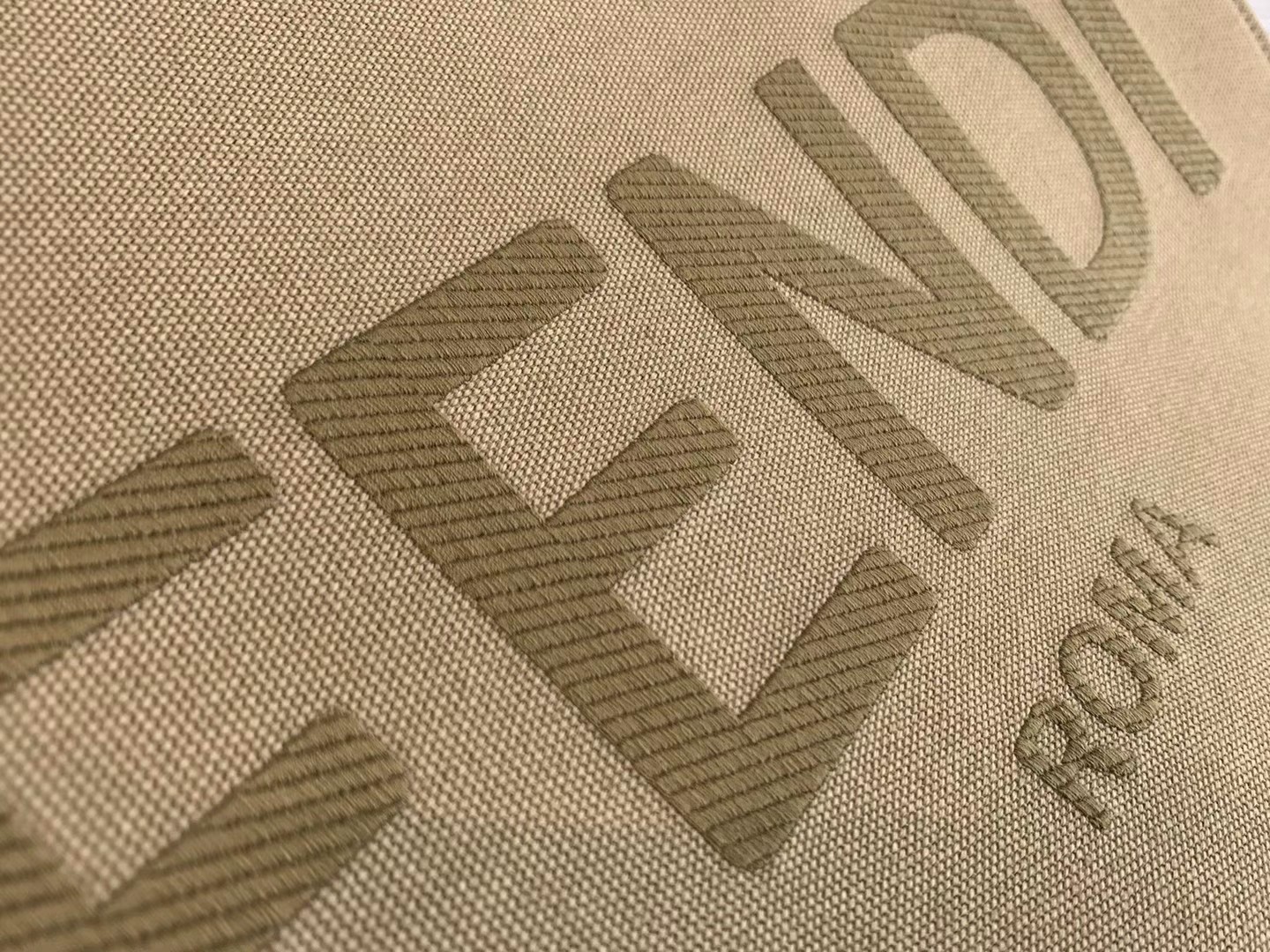 F**di sunshine medium shopper bag in beige canvas