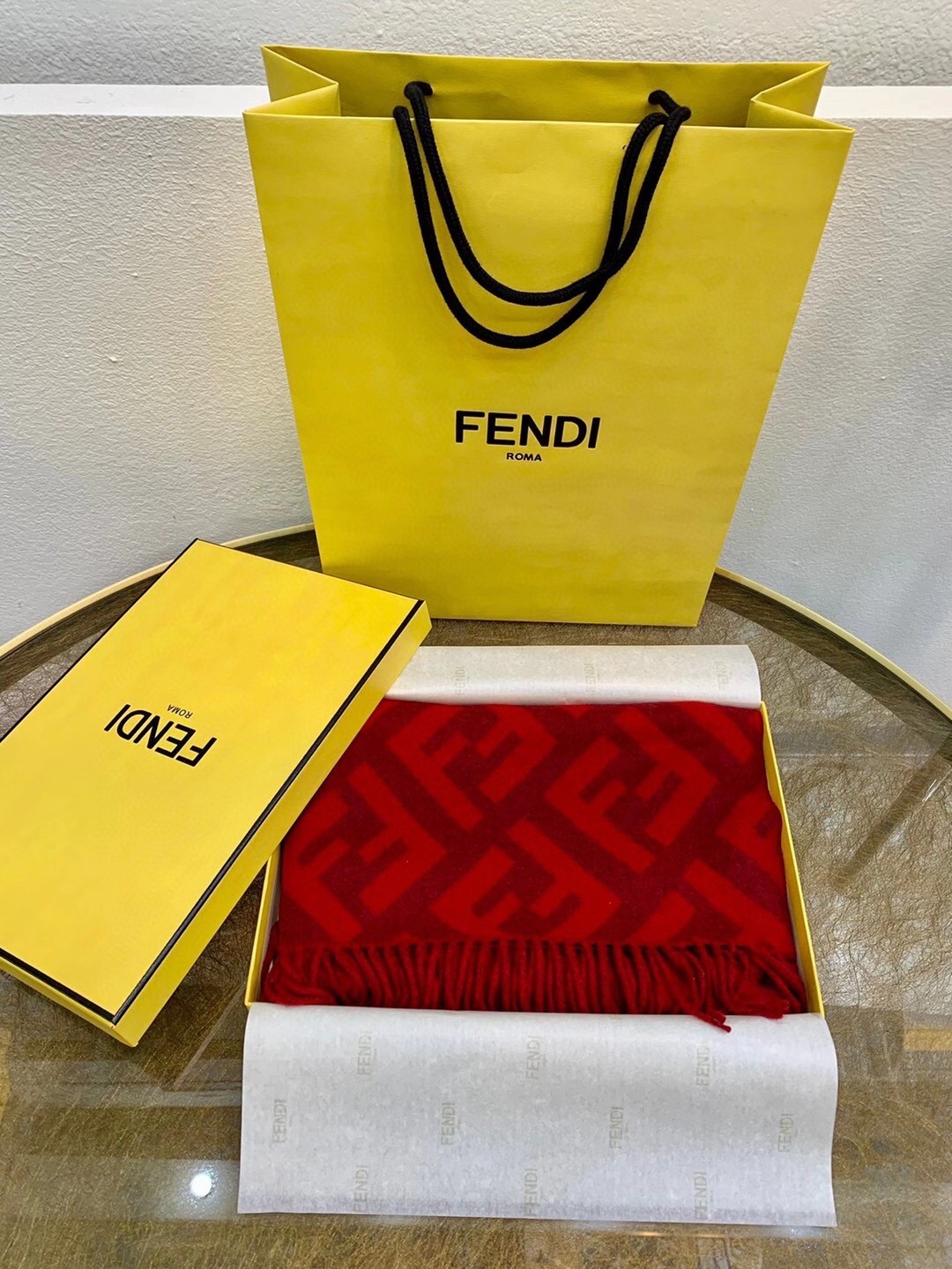 F**di red cashmere ff long scarf