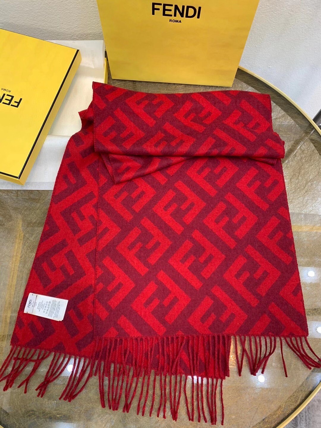 F**di red cashmere ff long scarf