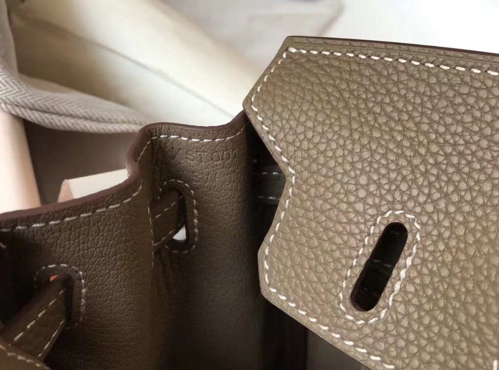 H**mes birkin 25cm bag in taupe clemence leather