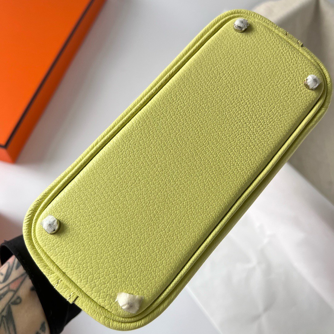 H**mes bolide 1923 mini handmade bag in jaune bourgeon chevre mysore leather