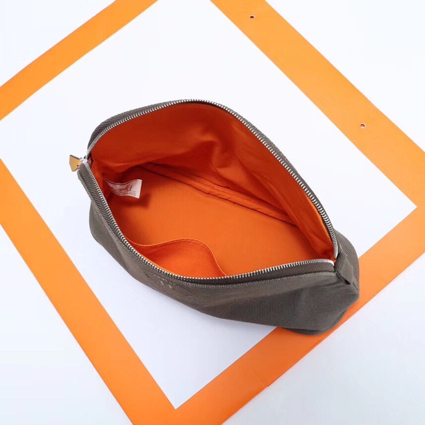 H**mes medium bolide travel case in taupe cotton