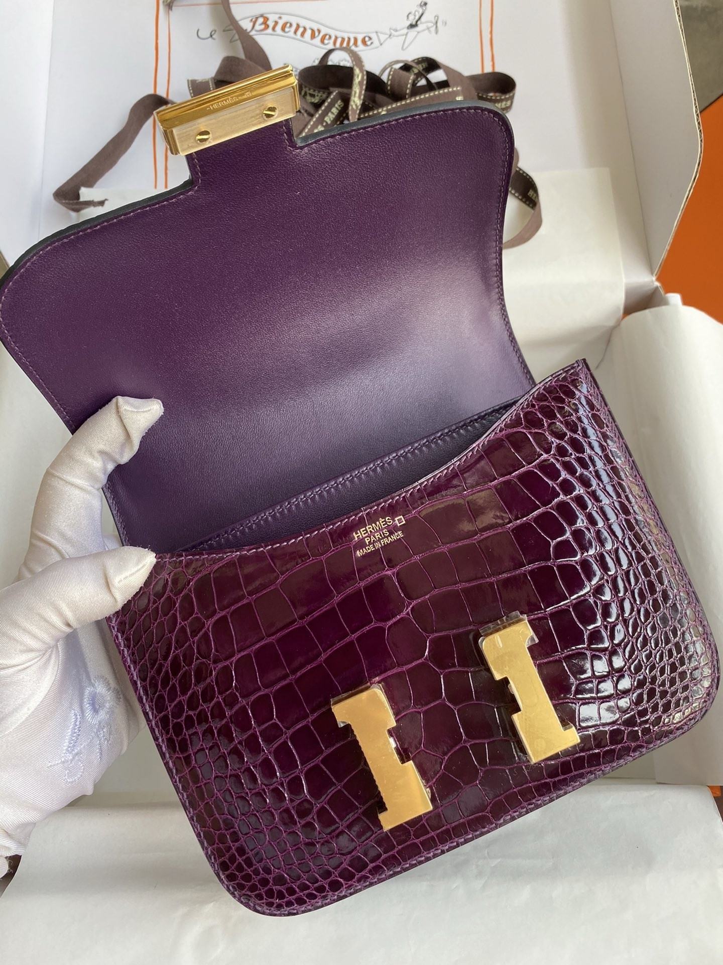 H**mes constance 18 handmade bag in cassis shiny alligator leather