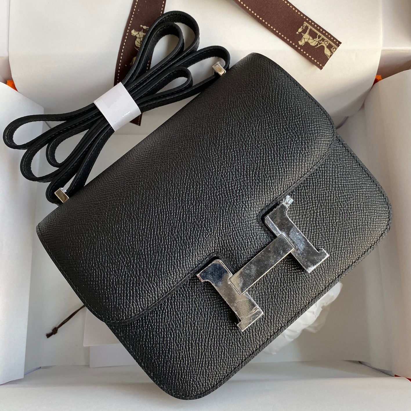H**mes constance 18 handmade bag in black epsom calfskin