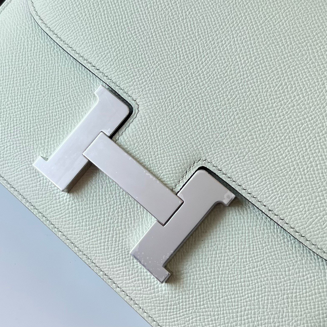 H**mes constance 1-24 mirror bag in vert fizz epsom calfskin