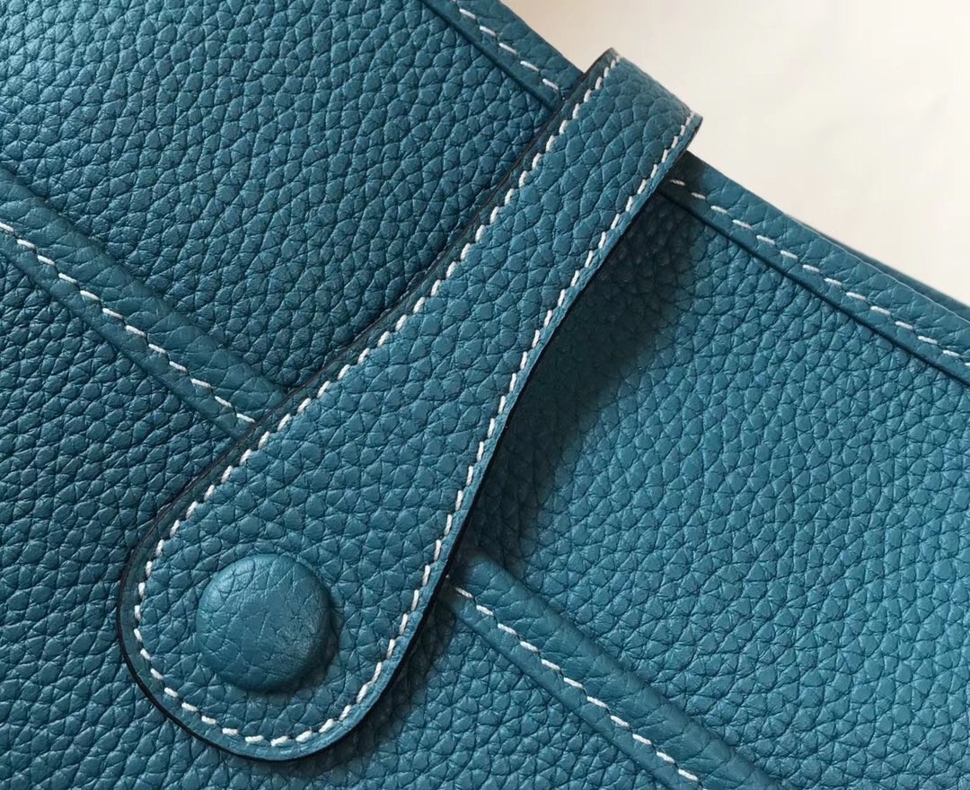 H**mes evelyne iii 29 pm bag in blue jean clemence leather