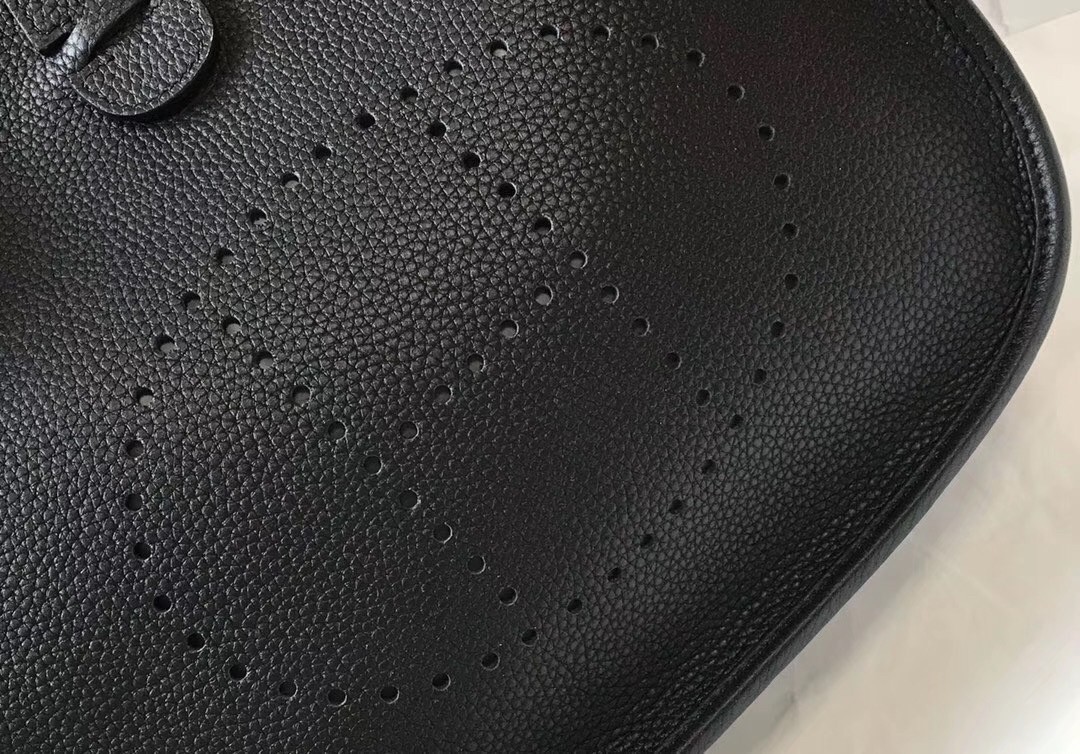 H**mes evelyne iii 29 pm bag in black clemence leather