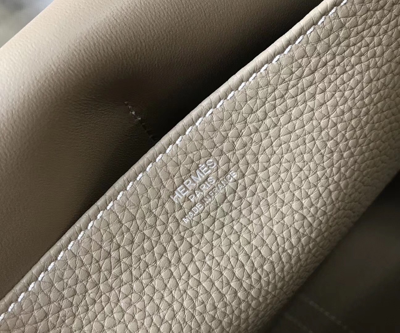 H**mes halzan 31cm bag in grey clemence leather