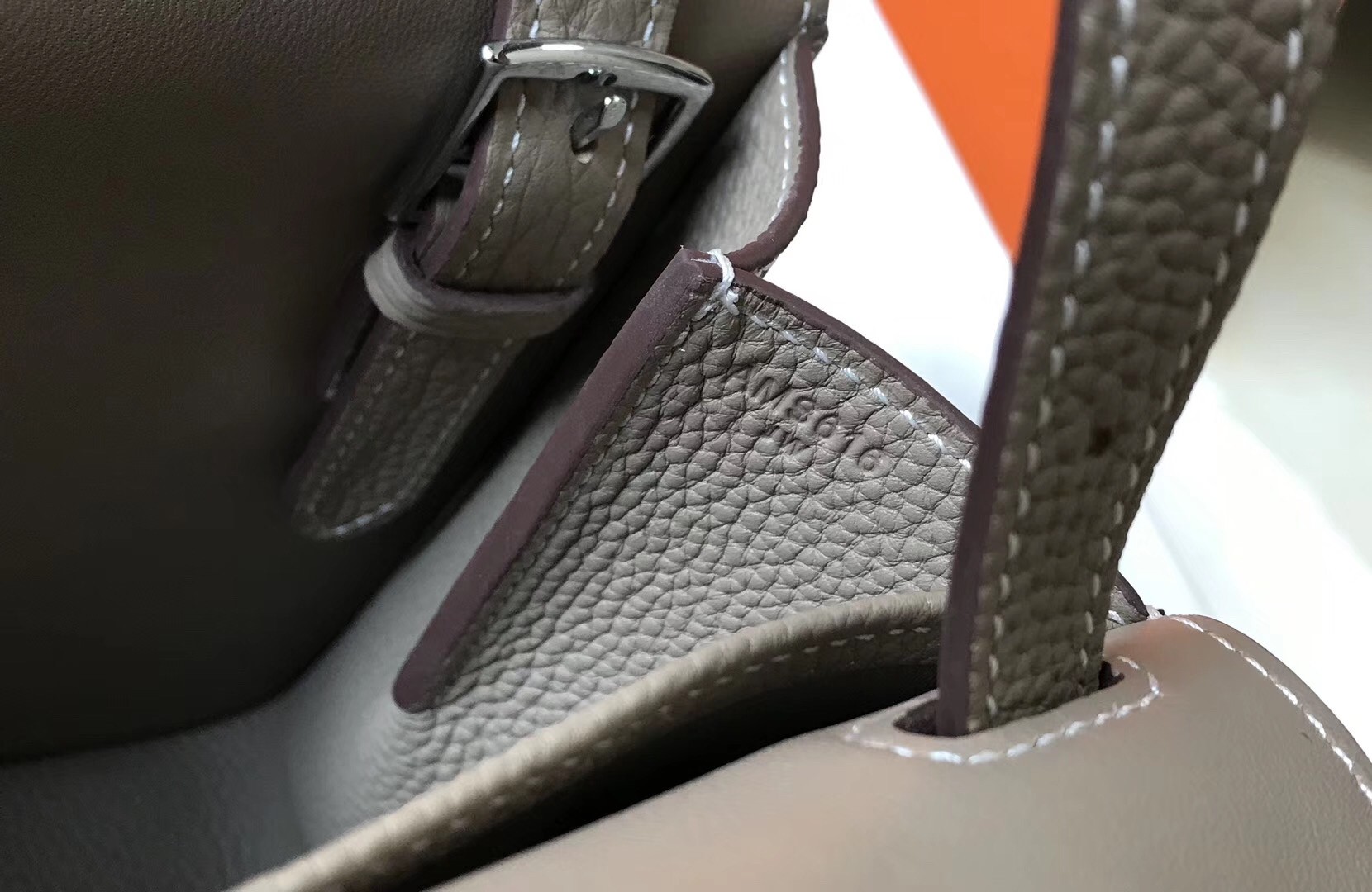 H**mes halzan 31cm bag in grey clemence leather