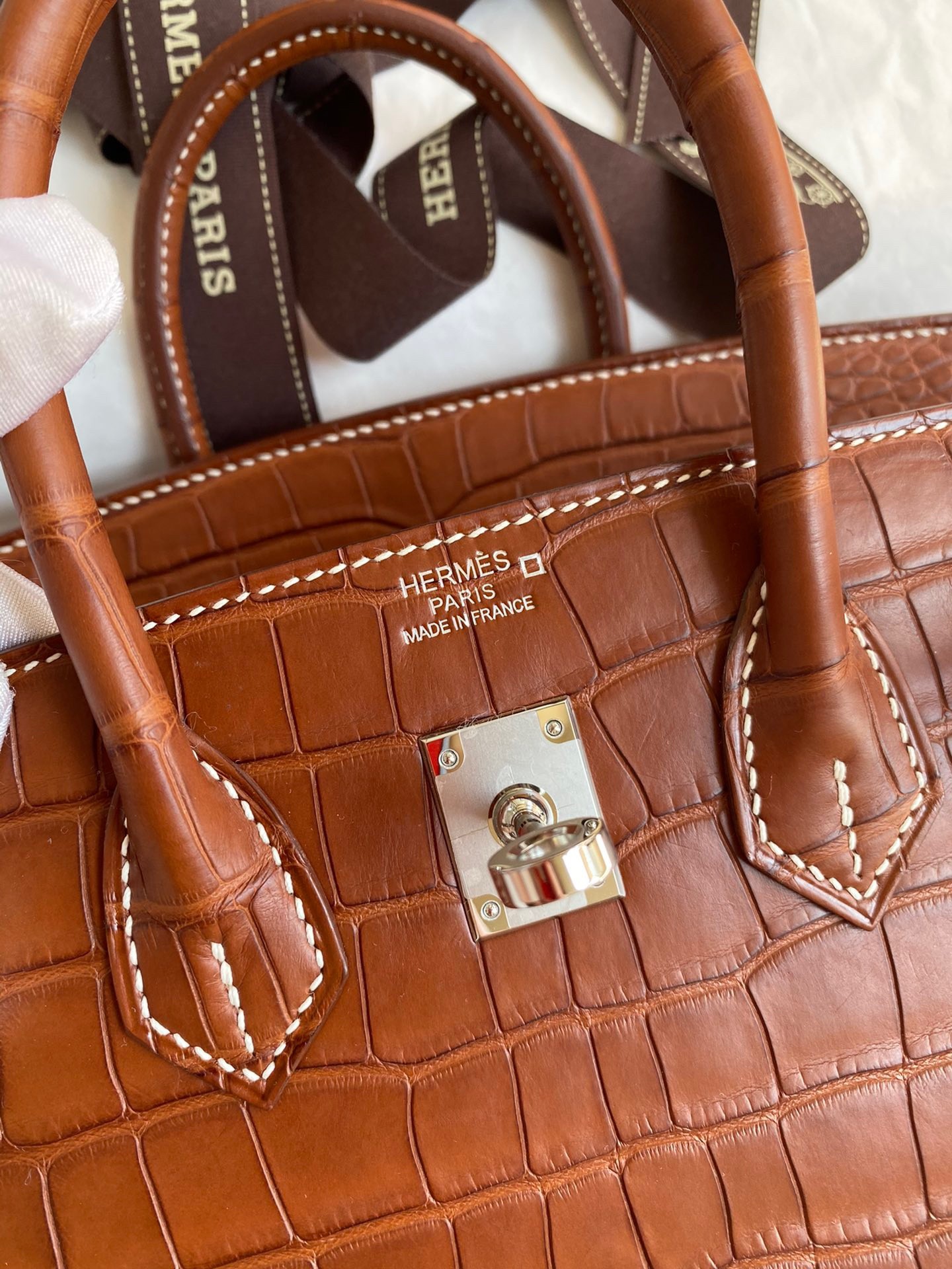 H**mes birkin 25 retourne handmade bag in gold matte alligator leather