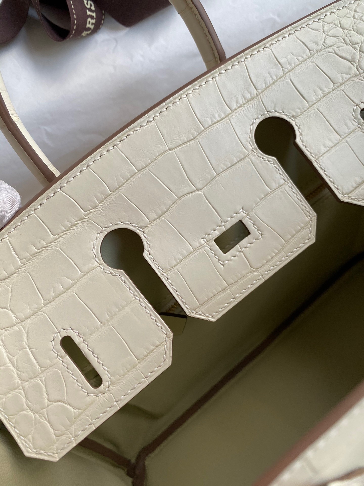 H**mes birkin 25 retourne handmade bag in nata matte alligator leather