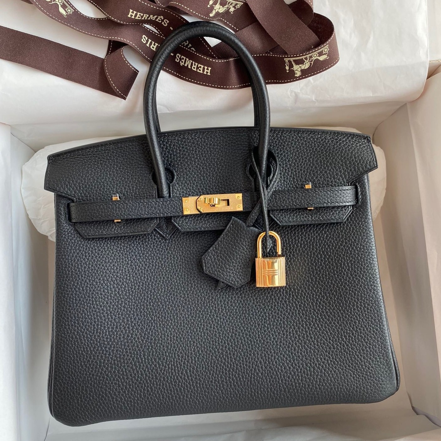 H**mes birkin 25 retourne handmade bag in black clemence leather