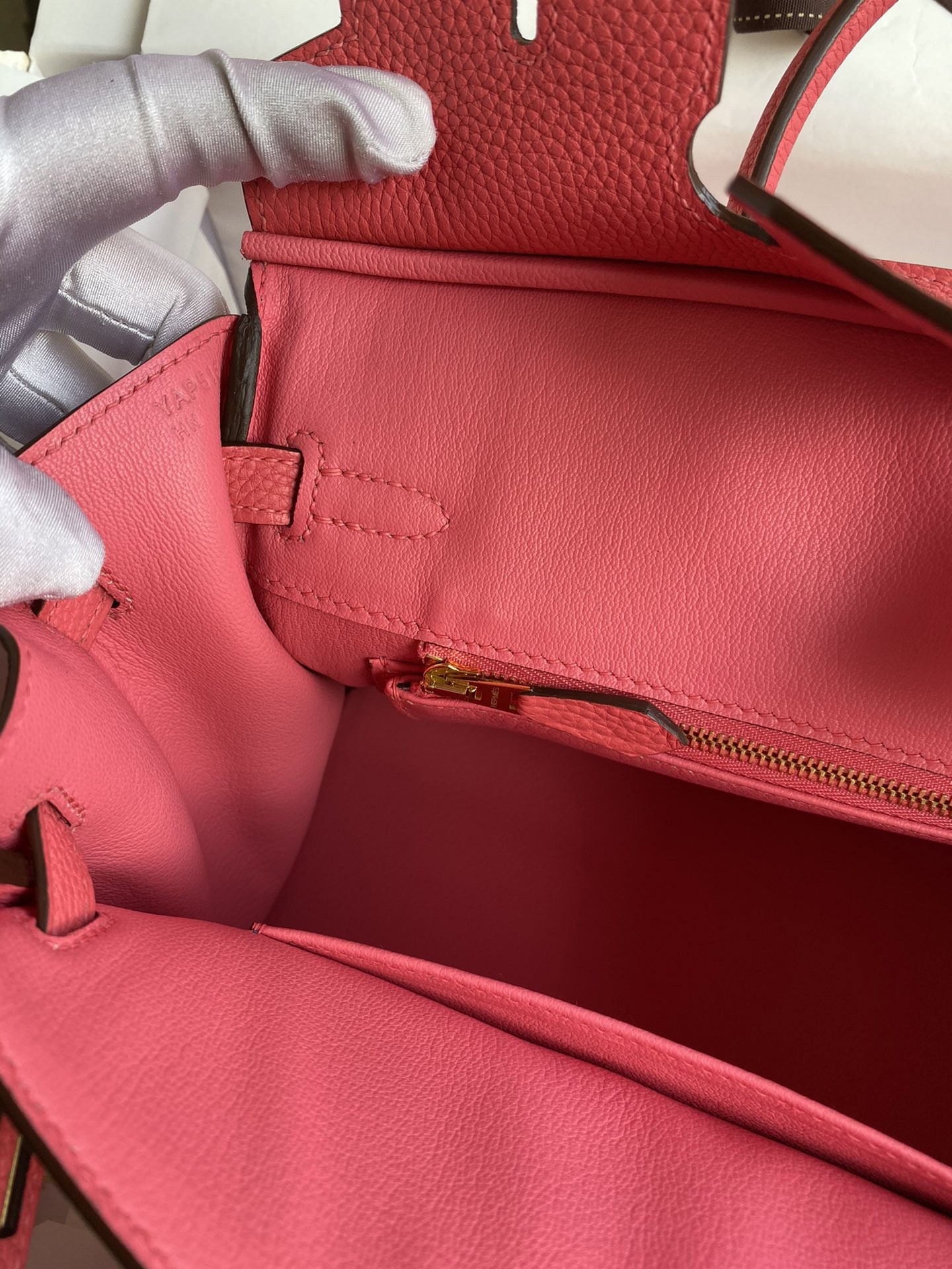 H**mes birkin 25 retourne handmade bag in rose lipstick clemence leather