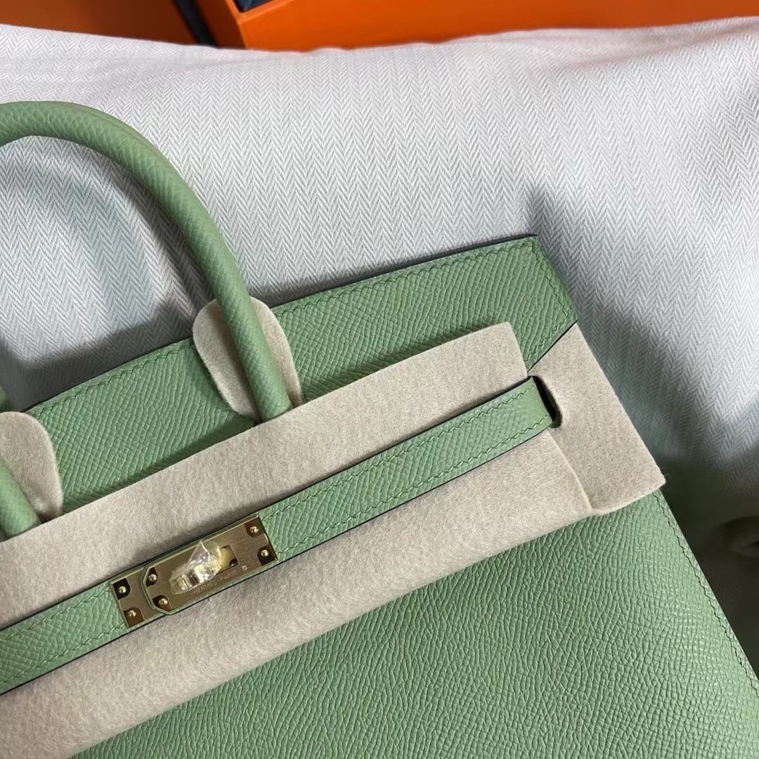 H**mes birkin 25 sellier handmade bag in vert criquet epsom calfskin