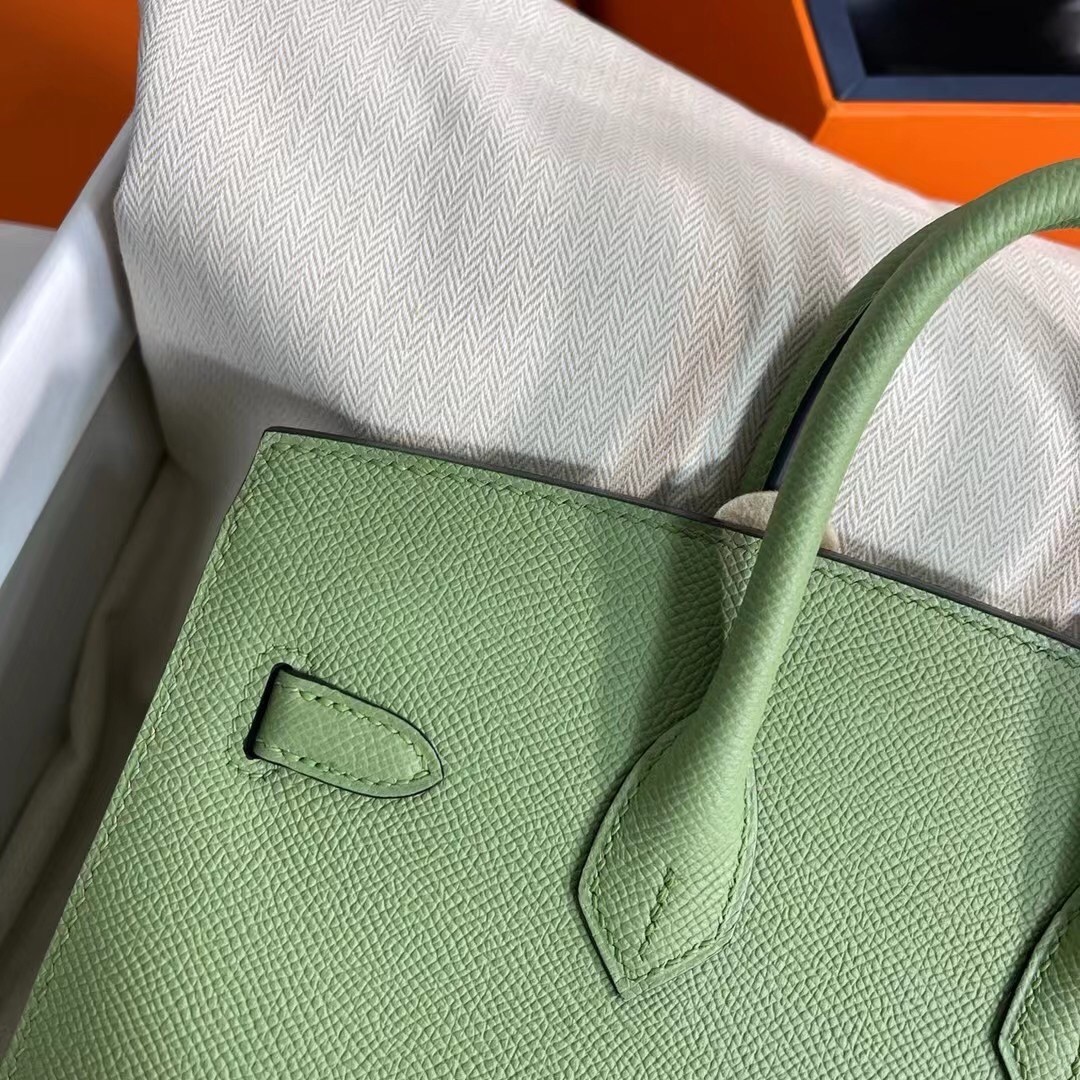 H**mes birkin 25 sellier handmade bag in vert criquet epsom calfskin