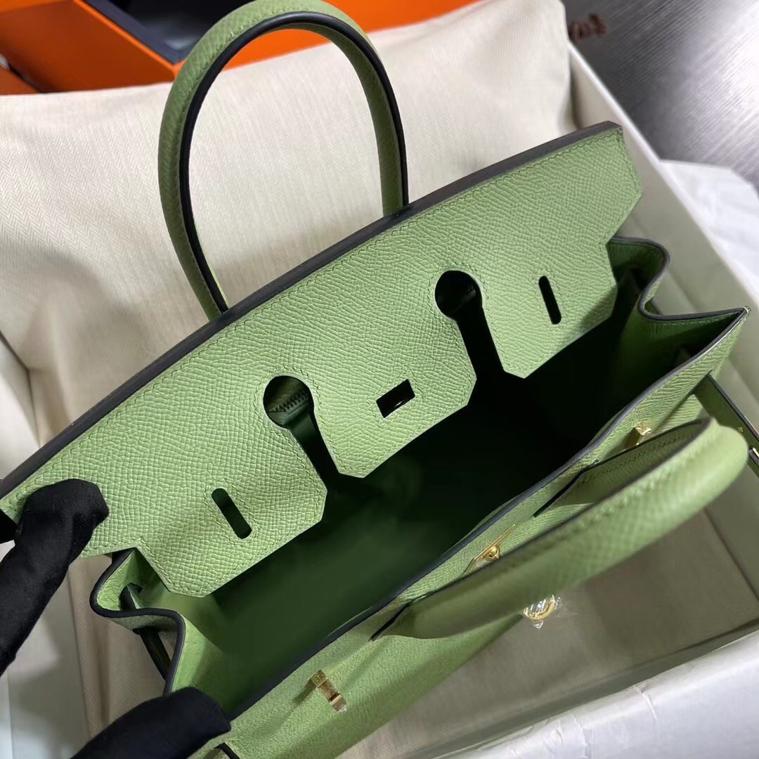 H**mes birkin 25 sellier handmade bag in vert criquet epsom calfskin