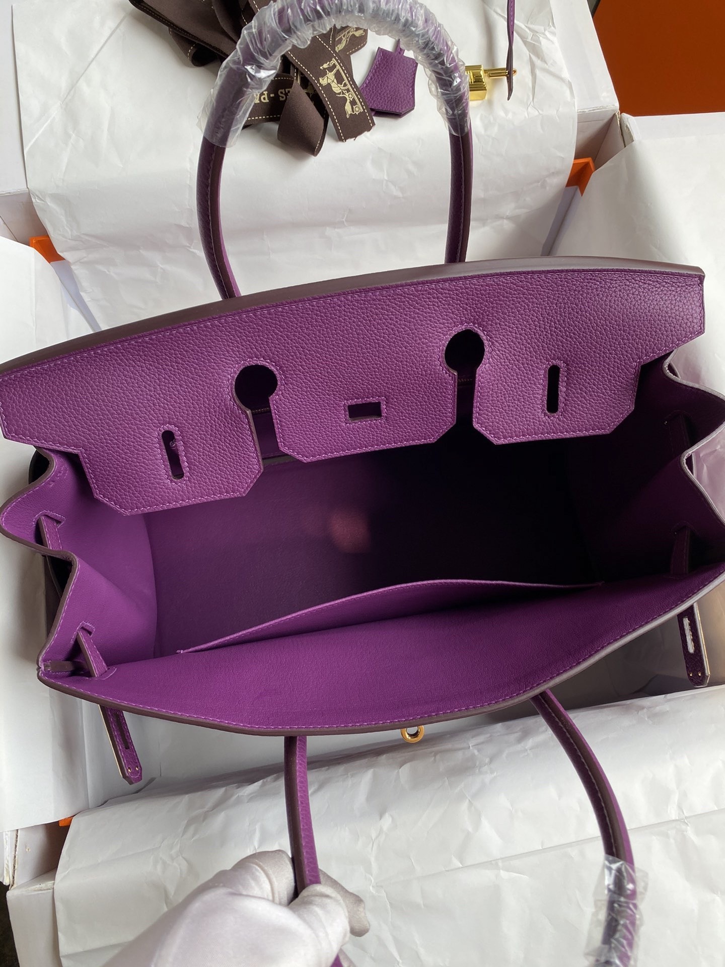H**mes birkin 35 retourne handmade bag in anemone clemence leather