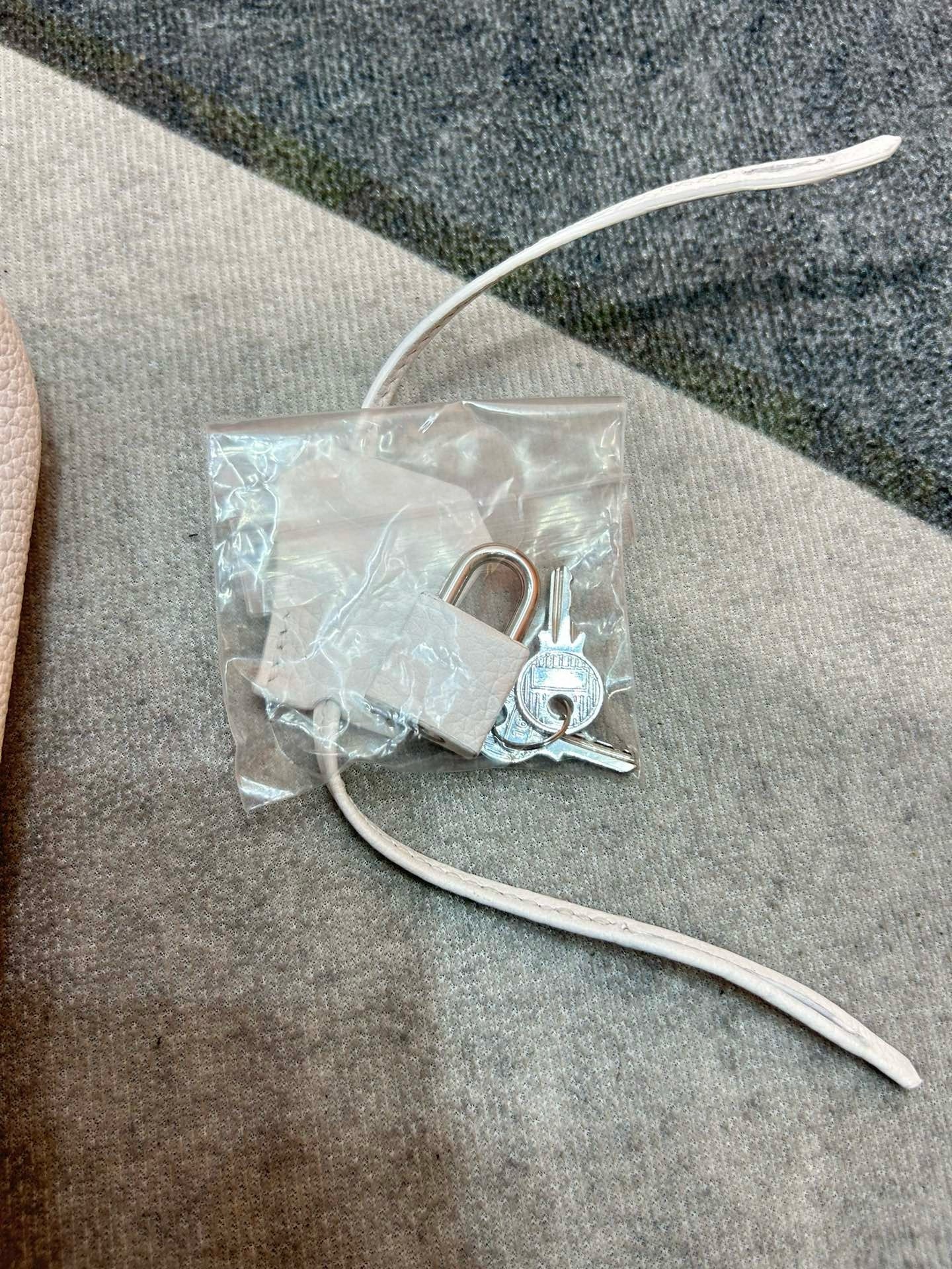 H**mes birkin 35 retourne handmade bag in white clemence leather