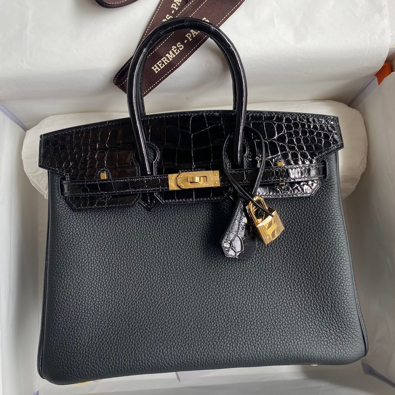 H**mes touch birkin 25 bag in black togo and shiny alligator leather