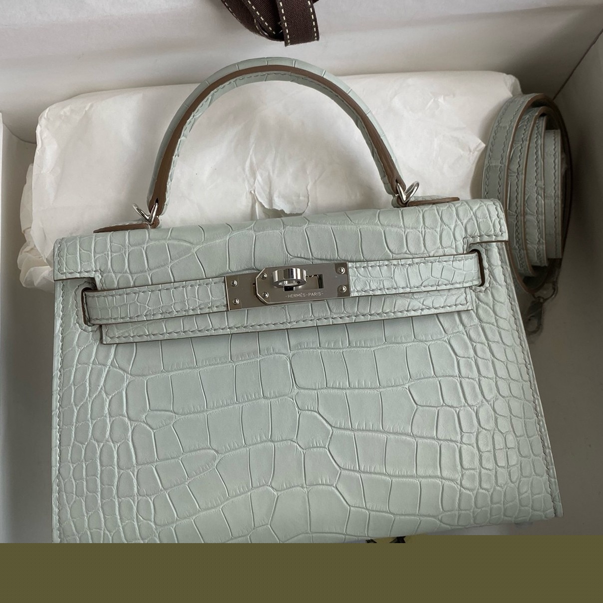 H**mes kelly mini ii sellier handmade bag in gris neve matte alligator leather