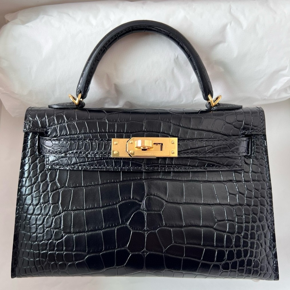 H**mes kelly mini ii sellier handmade bag in black matte alligator leather
