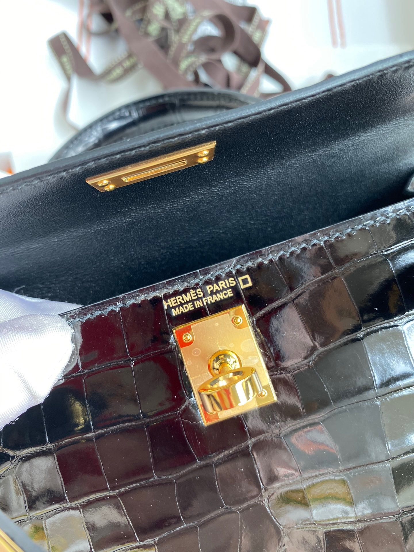 H**mes kelly mini ii sellier handmade bag in black shiny alligator leather