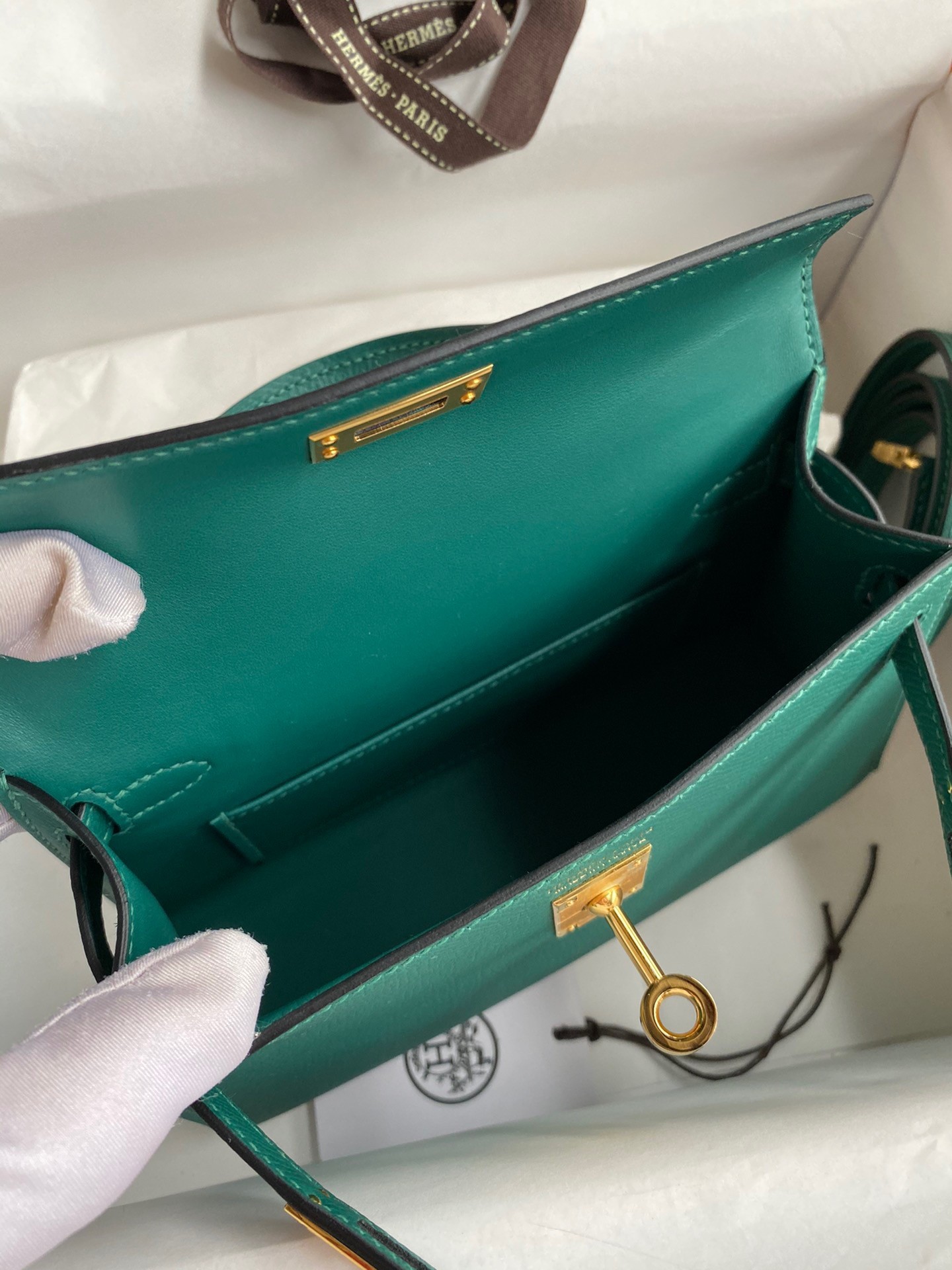 H**mes kelly mini ii sellier handmade bag in malachite epsom calfskin
