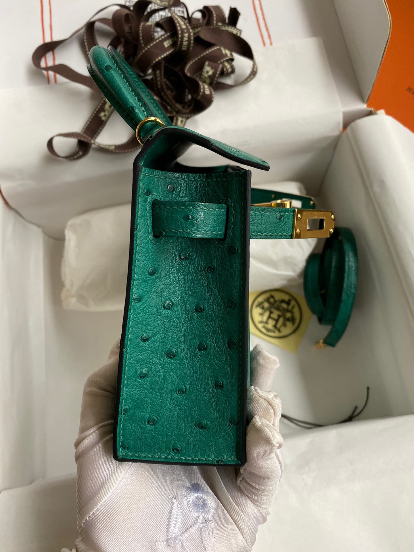 H**mes kelly mini ii sellier handmade bag in vert vertigo ostrich leather