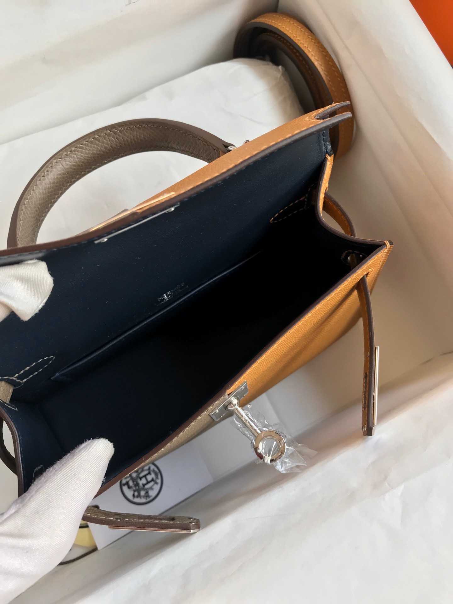 H**mes kelly mini ii sellier tri-color bag in taupe/sesame/blue nuit epsom calfskin