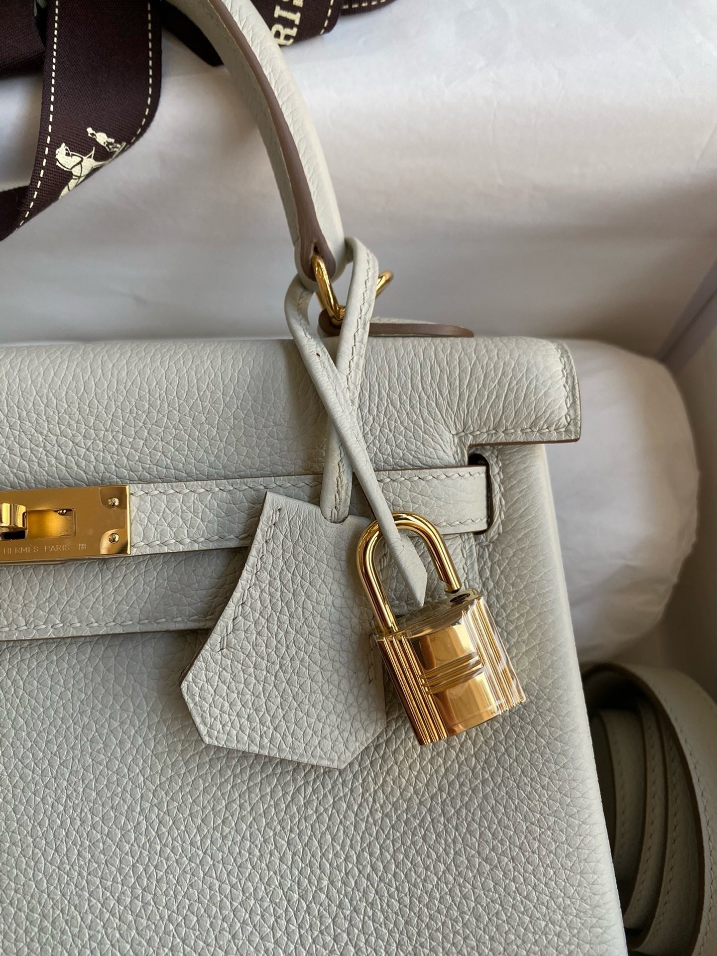 H**mes kelly retourne 25 handmade bag in beton clemence leather