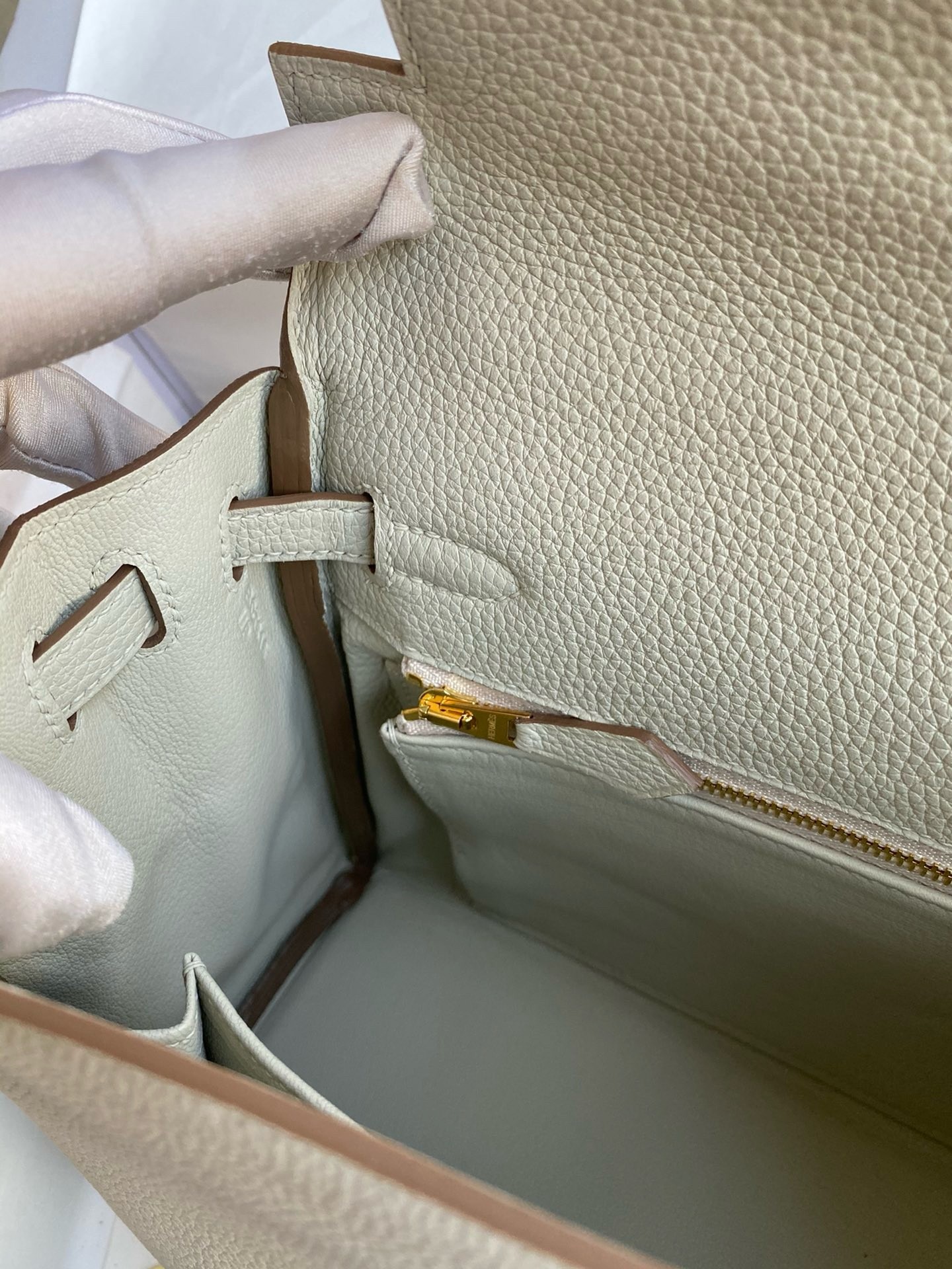 H**mes kelly retourne 25 handmade bag in beton clemence leather